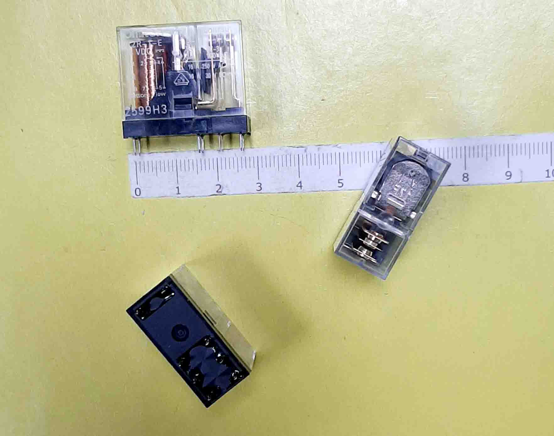 Реле OMRON G2R-1-E 24VDC 16A 250VAC